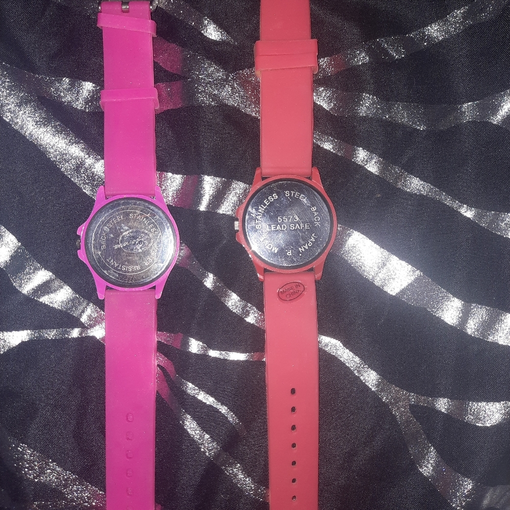 2 geneva watches